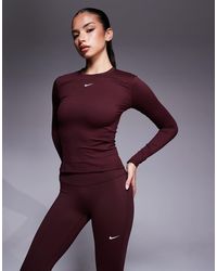 Nike - Nike – one training dri-fit – figurbetontes, langärmliges shirt - Lyst