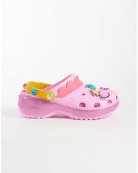 Crocs™ - Princess peach klassische plateau-clogs - Lyst