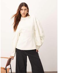 ARRANGE - Sculpted Top With Contrast Stitch - Lyst