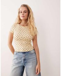 Miss Selfridge - Ditsy Print Short Sleeve Ribbed Lettuce Edge T-Shirt - Lyst