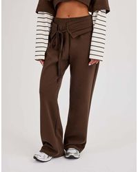 CERNUCCI - Pleated Waistband Wide Leg Jogger - Lyst