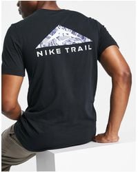 Indígena Temeridad granero Camiseta negra con estampado en la espalda Nike de hombre de color Negro |  Lyst