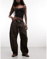 Monki - Exclusive Pleated Tailored Barrel Trousers - Lyst
