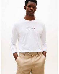 Tommy Hilfiger - – langärmliges t-shirt aus jersey - Lyst