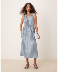 Nobody's Child - Posey Trapeze Tie Detail Midi Dress - Lyst