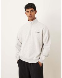 Abercrombie & Fitch - Felpa Grigia Con Logo Sul Petto E Zip Corta - Lyst