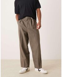 ASOS - Nette Broek Met Wijde Pijpen, Riem En Plooien Aan De Voorkant - Lyst