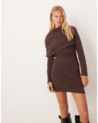 ASOS - Vestido Corto Marrón Con Cuello Subido Y Detalle De Capa Fruncida De Tejido Muy Suave De -Sin Color - Lyst