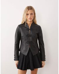 Urbancode - Veste style militaire ajustée en cuir avec fermoirs grenouille - Lyst