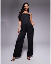 TFNC London - – trägerloser satin-jumpsuit - Lyst
