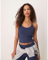 4505 - Icon Yoga Cami With Inner Bra And Adjustable Straps - Lyst