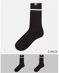 nike essential stripe socks
