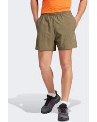 adidas Originals - Pantalones Cortos Verde Oliva Multi Terrex De Adidas - Lyst