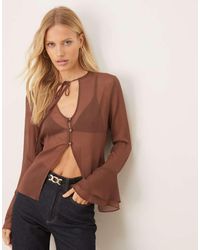 ASOS - Blusa Marrón De Estilo Años 70 Con Mangas Acampanadas De Chifón Efecto Rugoso De - Lyst