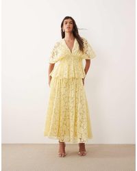 ARRANGE - Floral Embroidered Cinched Waist Pleated Top - Lyst
