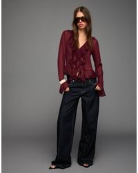 Bershka - Camicia A Maniche Lunghe Bordeaux Con Volant - Lyst