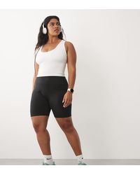 4505 - Curve Seamless V Neck Vest With Inner Bra - Lyst