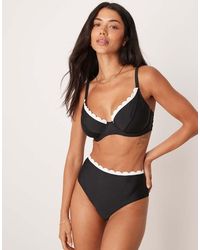 Peek & Beau - Underwire Bikini Top With Contrast Scallop Edge - Lyst