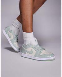Nike - Zapatillas De Deporte Blancas Y Verdes Air 1 Low Se De Nike - Lyst