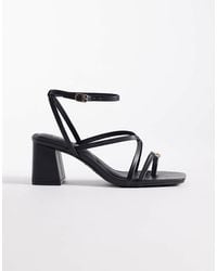 New Look - Metal Detail Toe Loop Heeled Sandals - Lyst