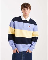 Tommy Hilfiger - Maglione Vestibilità Comoda Stile Rugby Con Bandierina Del Logo A Righe Lilla /Giallo - Lyst