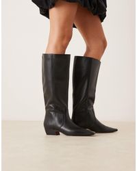 ASOS - – calais – kniehohe, flache stiefel aus em leder mit spitzer zehenpartie - Lyst