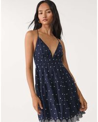 Stradivarius - Korte Jurk Met Borduursels - Lyst