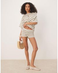 ASOS - Mini-short d'ensemble en maille à rayures - kaki et blanc - Lyst