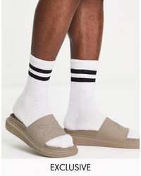 Pull&Bear Sandals, slides and flip flops for Men | Online Sale up to 45%  off | Lyst Australia