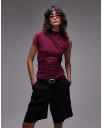 TOPSHOP - Top Senza Maniche Accollato Bordeaux Con Arricciatura Laterale - Lyst