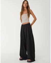 Stradivarius - Nette Broek Met Wijde Pijpen En Plooien - Lyst