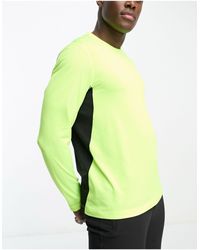The North Face - Running lightbright - t-shirt a maniche lunghe gialla - Lyst