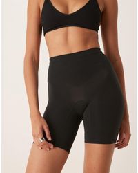 Spanx - Sculpt Seamless High-waisted Mid-thigh Power Short With Non Slip Waistband - Lyst
