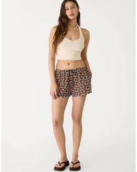 Stradivarius - Shorts With Contrast Embroidery - Lyst