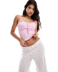 Boux Avenue - Pijama De Camiseta De Tirantes Y Pantalones Con Estampado De Cerezas Y Bordes Ondulados De Canalé De - Lyst