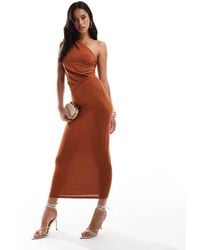 ASOS - Midi Jurk Met Blote Schouder En Geplooid Detail - Lyst