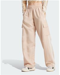 adidas Originals - Pantaloni cargo beige con 3 strisce - Lyst