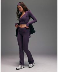 4505 - Ruched Foldover Waist Slim Kick Yoga legging - Lyst