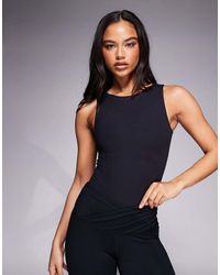 4505 - Body Morbido Al Tatto Con Scollo A Barchetta E Reggiseno Incorporato - Lyst