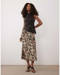 Y.A.S - Satijnen Midi Rok Met Luipaardprint - Lyst