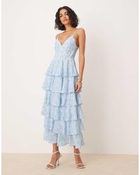 Pretty Lavish - – midaxi-kleid mit rüschen und abstraktem muster - Lyst