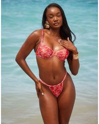 South Beach - Bikinibroekje Met Gerimpelde Zijkanten En Tropische Bloemenprint - Lyst
