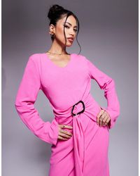 DASKA - Robe longue à manches longues avec détail ceinture et ourlet évasé - rose - Lyst