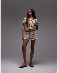 TOPSHOP - Pantalones Cortos Color Crema A Rayas Rojas Y Amarillo Mostaza De Punto Calado De (Parte De Un Conjunto) - Lyst