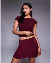 ASOS - Crop top dos-nu près du corps d'ensemble - bordeaux - Lyst