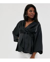 ASOS Tief ausgeschnittenes, langärmliges Oberteil aus Satin mit Bindegürtel - Schwarz