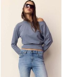 Stradivarius - T-Shirt Met Lange Mouwen, Boothals En Gestreepte Sjerp - Lyst