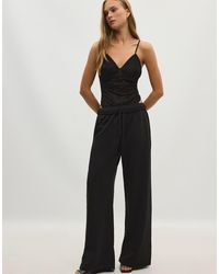 Stradivarius - Tall Pantaloni Jogger A Gamba Larga Neri - Lyst