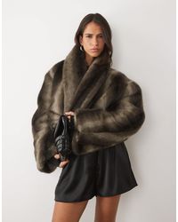 AFRM - Stephanie faux-fur barrel crop jacke - Lyst