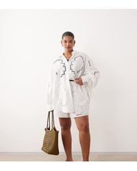 ARRANGE - Curve Cutwork Embroidered Short Co-Ord - Lyst